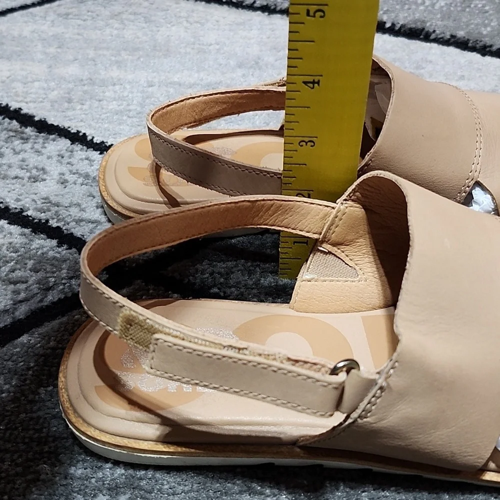 SOREL ELLA II BEIGE SEA SALT LEATHER  SLINGBACK FLAT SANDALS SIZE US 9